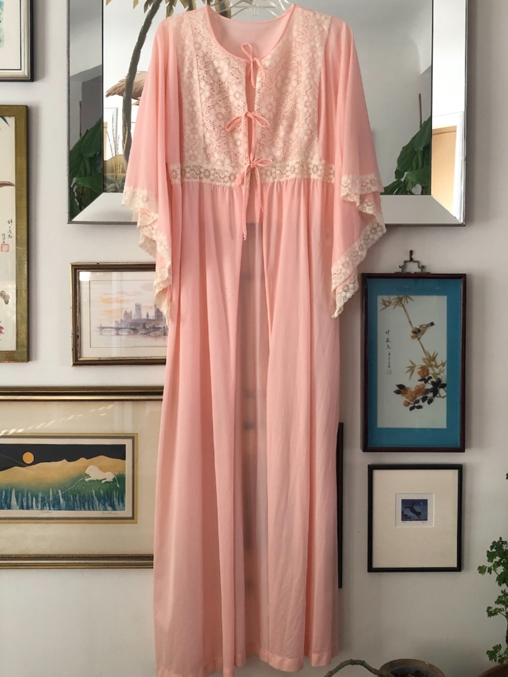 Vintage Pink Sheer Lace Kimono Sleeve Peignoir Robe Large Made in USA